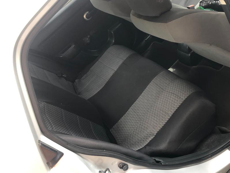 Nissan Tiida • 2010 • 156,100 km 6