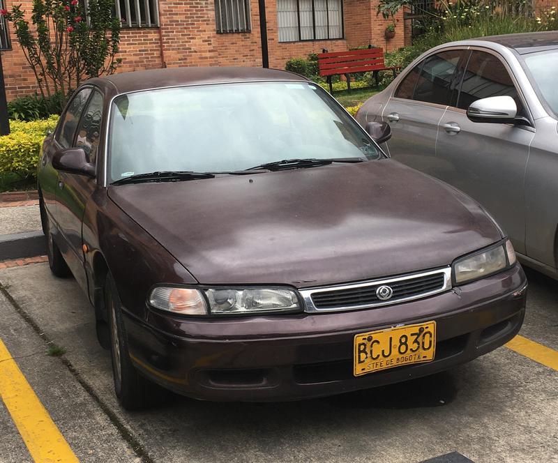 Mazda 626 • 1993 • 198,384 km 3