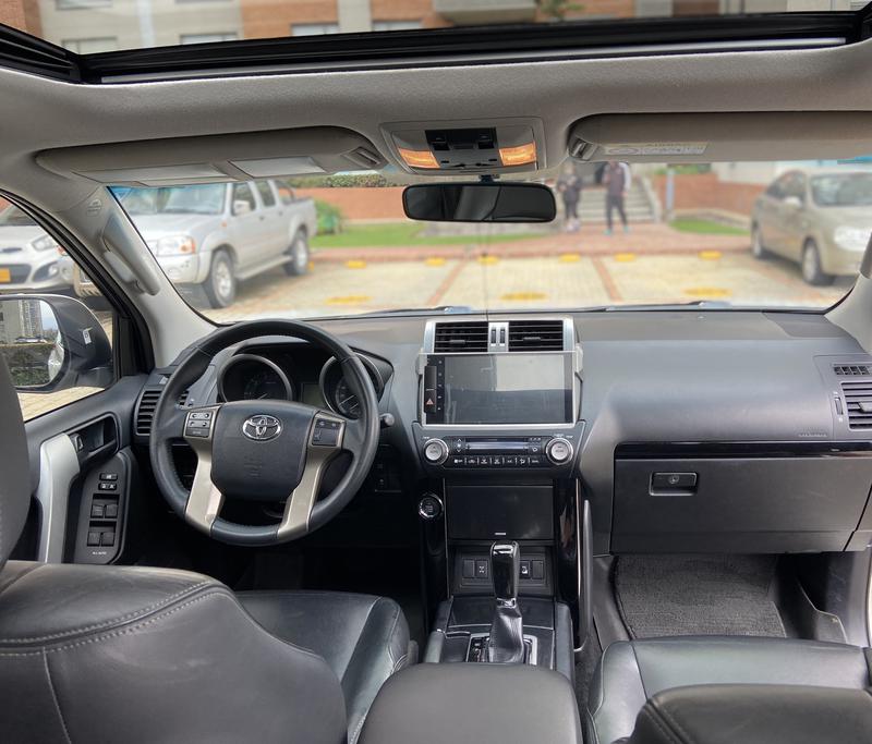 Toyota Land Cruiser • 2016 • 56,911 km 6