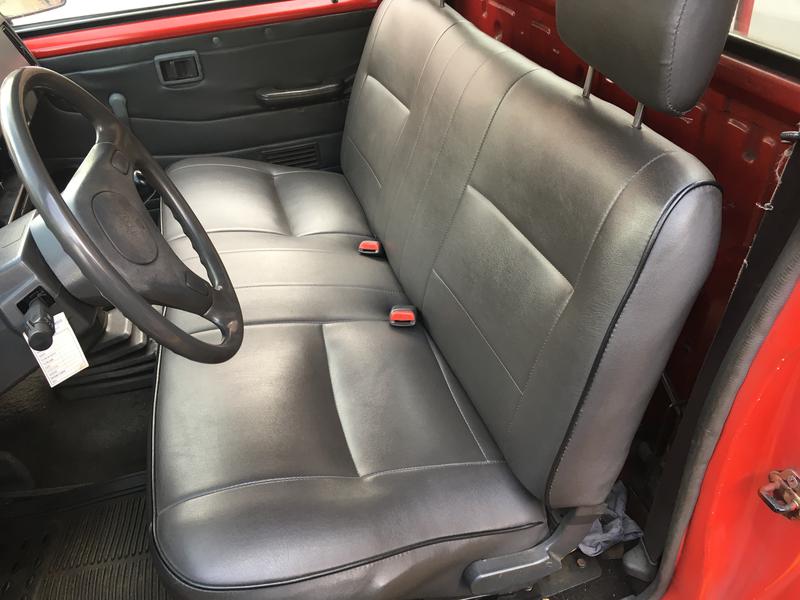 Nissan Pickup • 1994 • 318,543 km 1