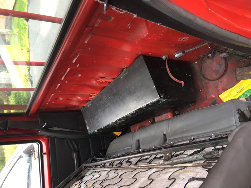 Nissan Pickup • 1994 • 318,543 km 4