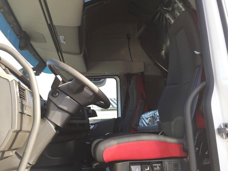 Volvo XC60 • 2019 • 4,800 km 8