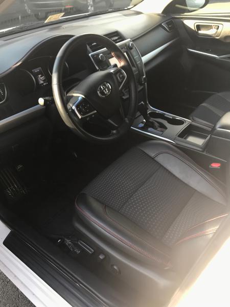 Toyota Camry • 2015 • 60,000 km 3