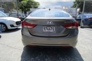 Hyundai Elantra • 2012 • 147,061 km 3