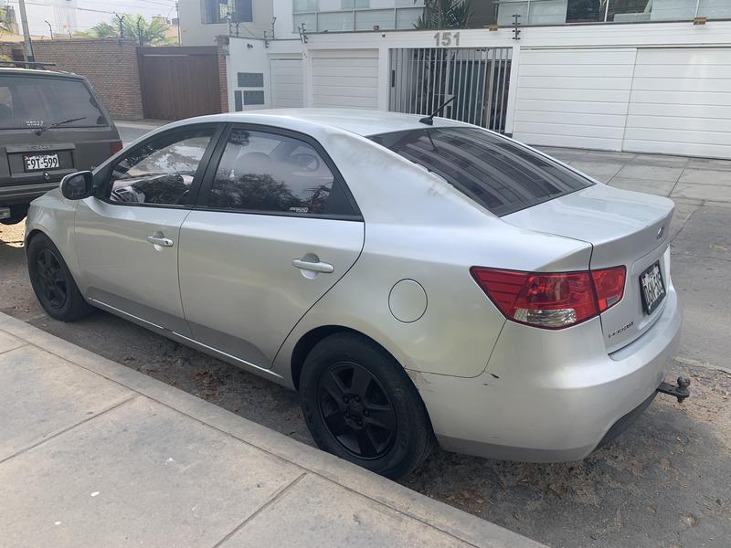 Kia Cerato • 2012 • 165,000 km 3