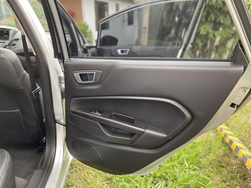 Ford Fiesta • 2014 • 59,000 km 8