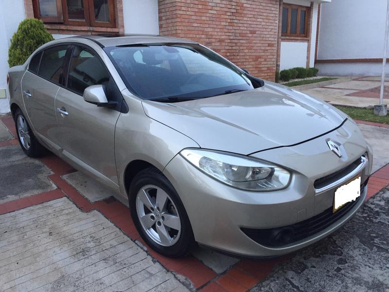 Renault Fluence • 2012 • 108,000 km 11