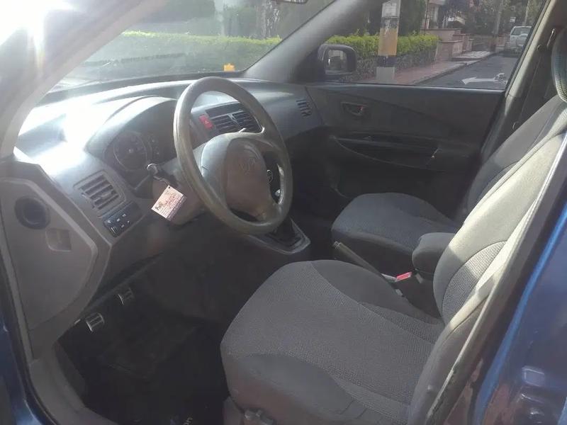 Hyundai Tucson • 2008 • 152,000 km 5