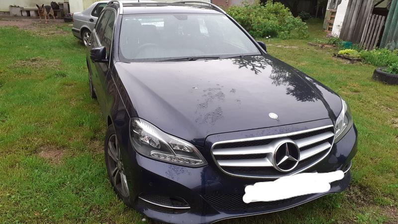 Mercedes-Benz E • 2013 • 100,000 km 2