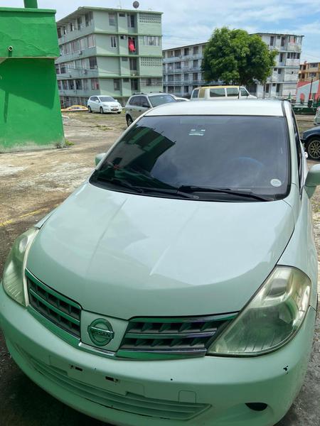 Nissan Tiida • 2009 • 148,319 km 1