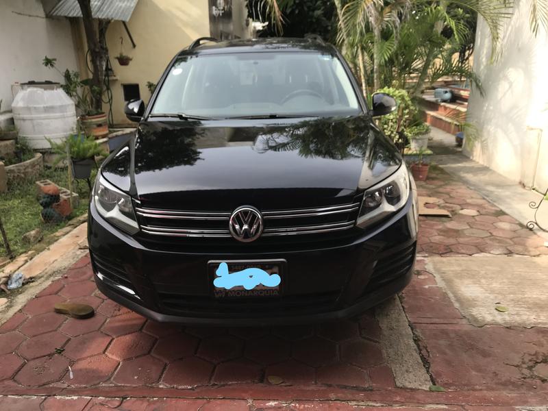 Volkswagen Tiguan • 2012 • 57,777 km 1