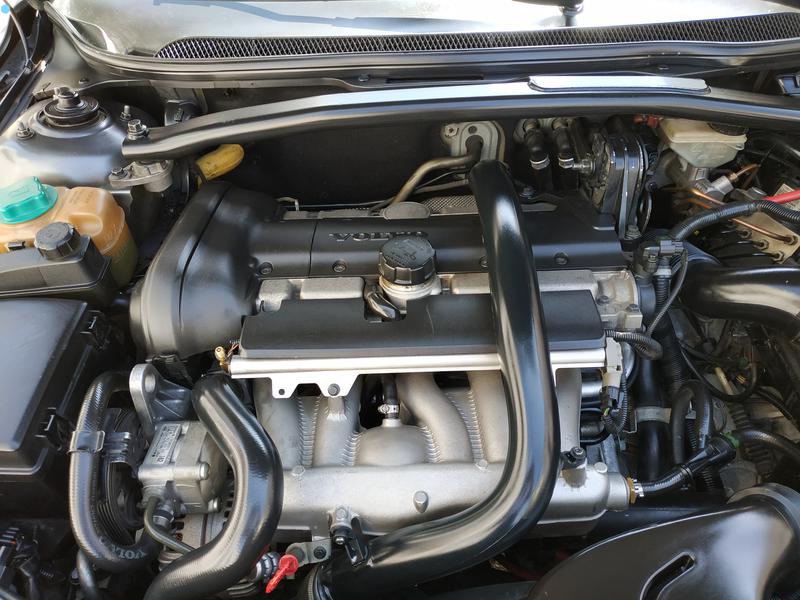 Volvo S60 • 2009 • 58,000 km 2