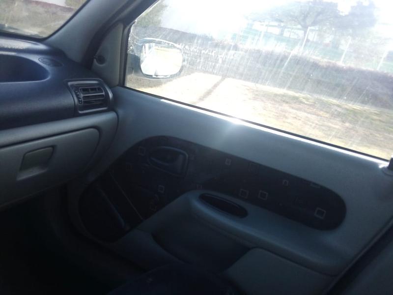 Nissan Tiida • 2006 • 168,000 km 3