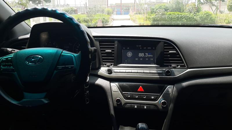 Hyundai Elantra • 2017 • 68,000 km 1