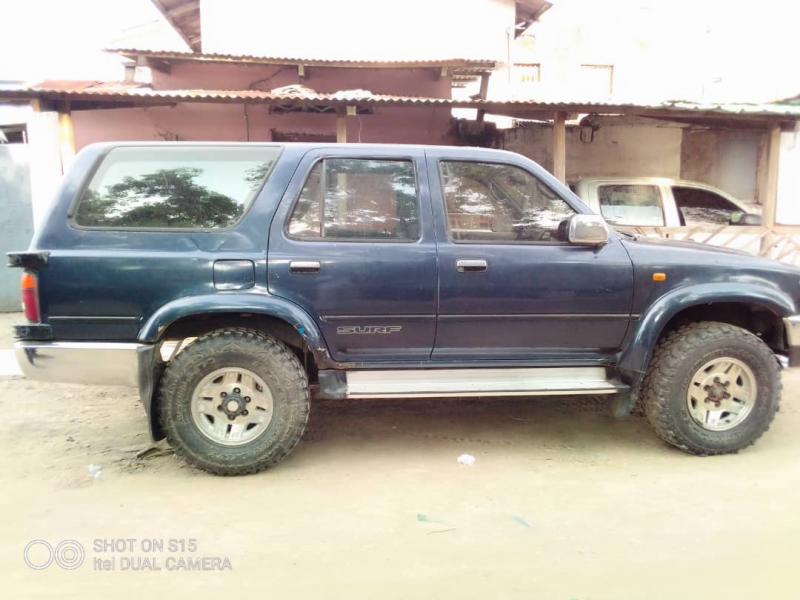 Toyota 4-Runner • 2000 • 130,000 km 1