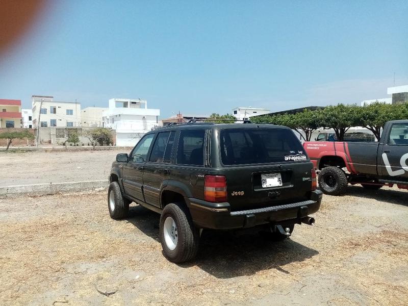 Jeep Grand Cherokee • 1996 • 200,000 km 5