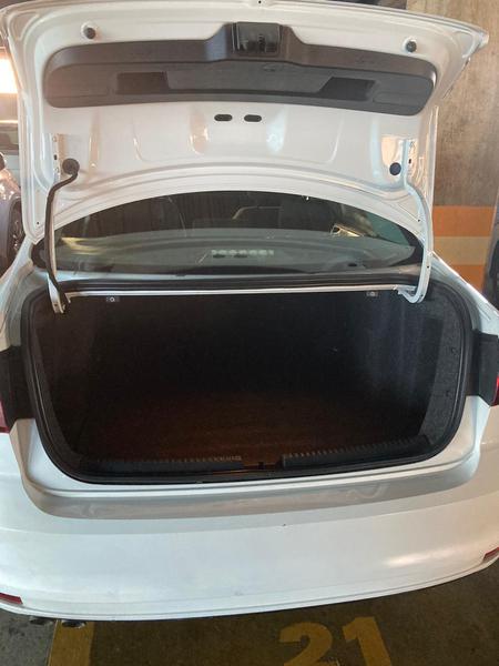 Volkswagen Jetta • 2016 • 149,000 km 6