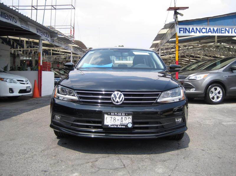 Volkswagen Jetta • 2017 • 45,000 km 9