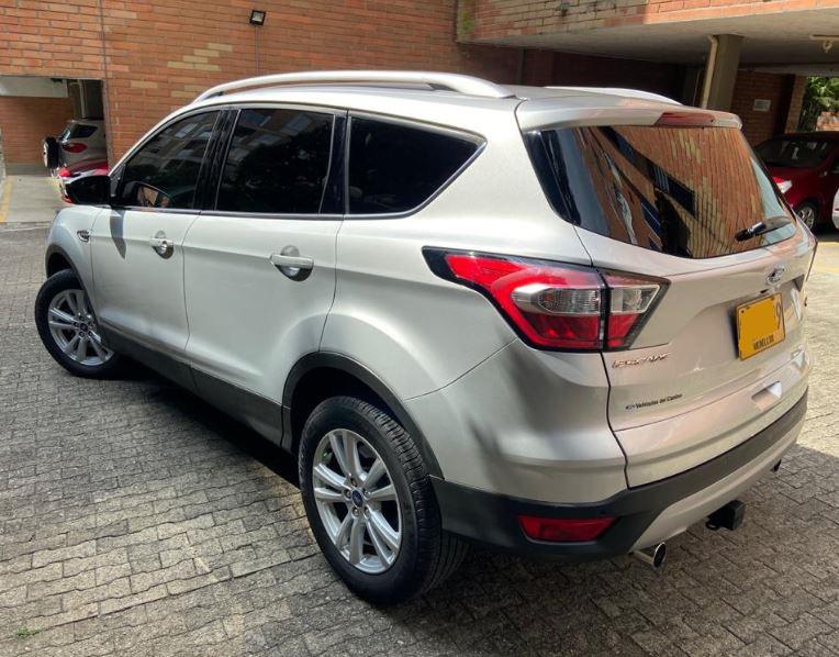 Ford Escape • 2019 • 5,900 km 7