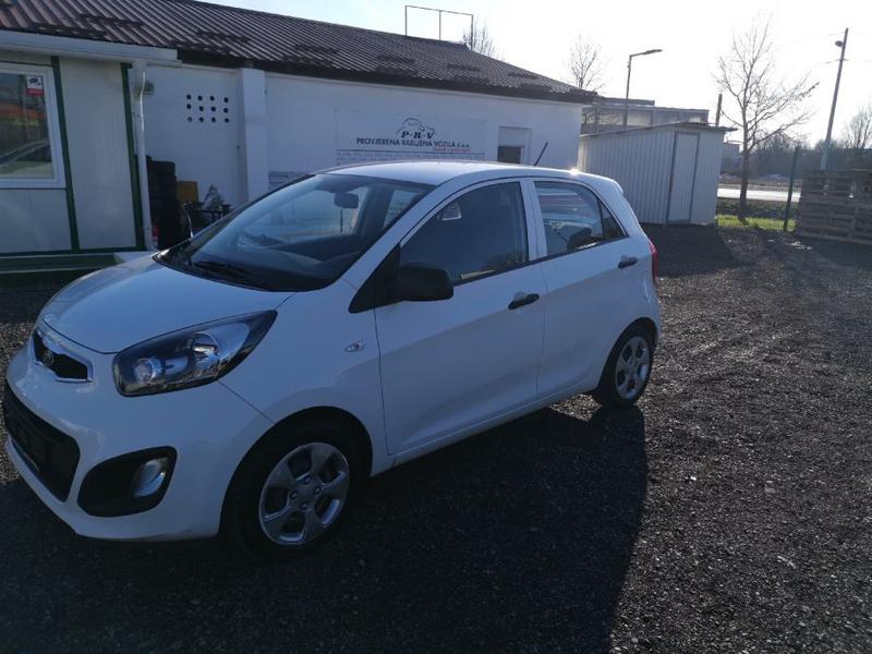 Kia Picanto • 2011 • 141,000 km 2