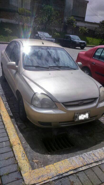 Kia Rio sedan • 2004 • 280,000 km 5