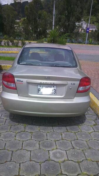 Kia Rio sedan • 2004 • 280,000 km 3