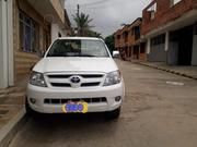 Toyota Hilux • 2008 • 163,000 km 10
