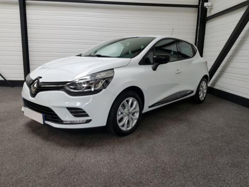 Renault Clio • 2016 • 139,000 km 1