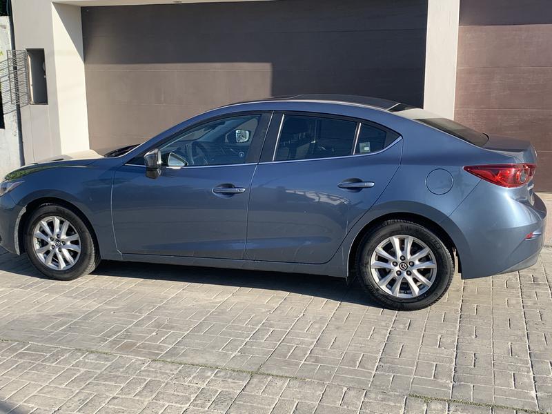 Mazda 3 • 2016 • 66,814 km 5