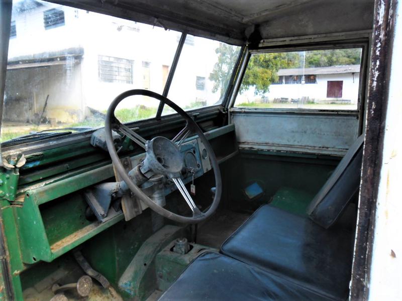 Land Rover Defender • 1953 • 111,111 km 3