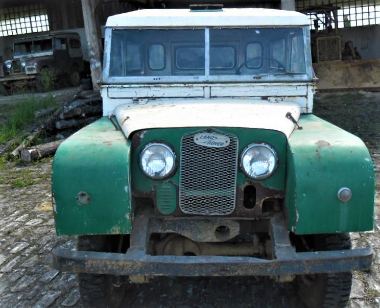 Land Rover Defender • 1953 • 111,111 km 9