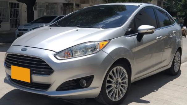Ford Fiesta • 2015 • 92,000 km 1