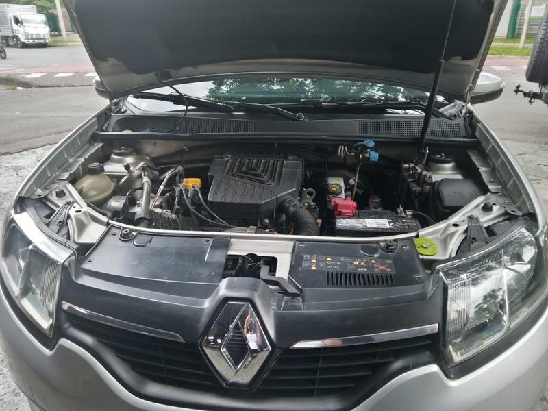 Renault Logan • 2018 • 73,200 km 7