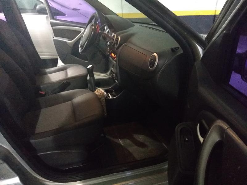 Renault Logan • 2010 • 155,000 km 2