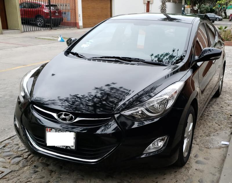 Hyundai Elantra • 2013 • 57,000 km 5