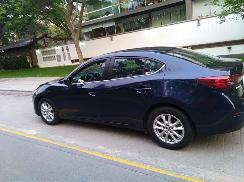 Mazda 3 • 2015 • 27,480 km 8