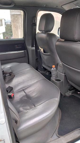 Mazda BT • 2013 • 195,000 km 5