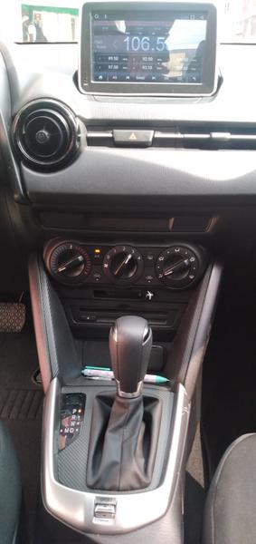 Mazda 2 • 2019 • 25,000 km 2