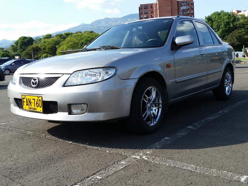 Mazda 121 • 2003 • 145,000 km 9