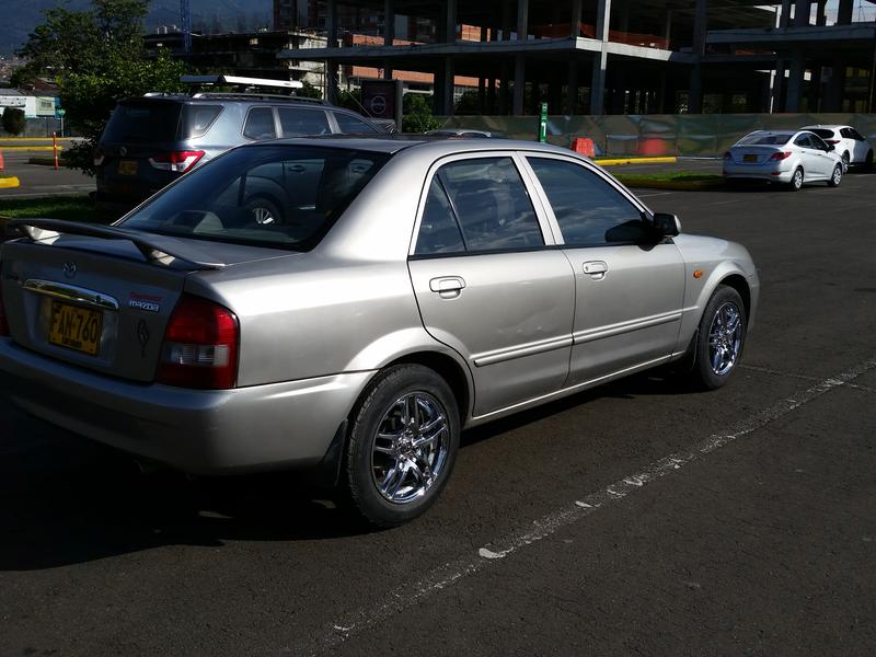 Mazda 121 • 2003 • 145,000 km 11