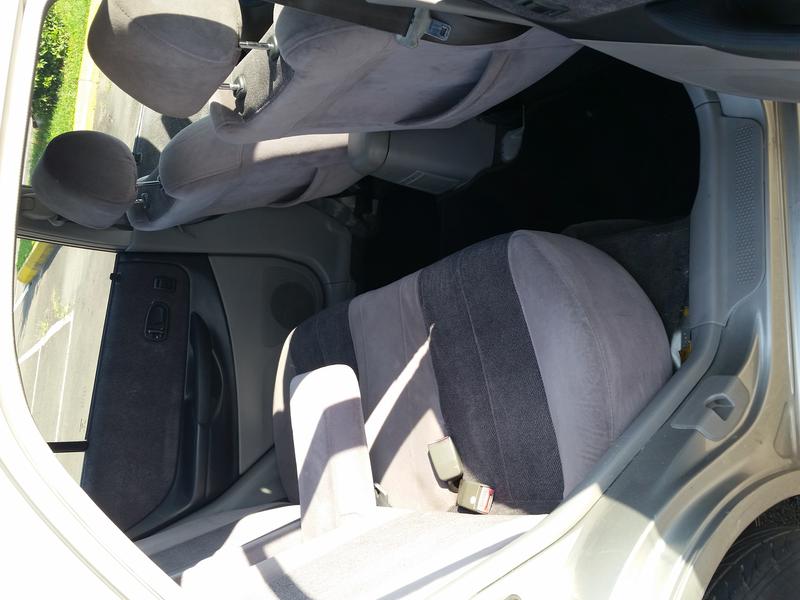 Mazda 121 • 2003 • 145,000 km 4