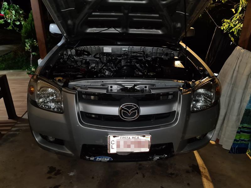 Mazda BT • 2008 • 276,000 km 7