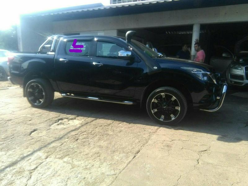 Mazda BT • 2015 • 64,000 km 3