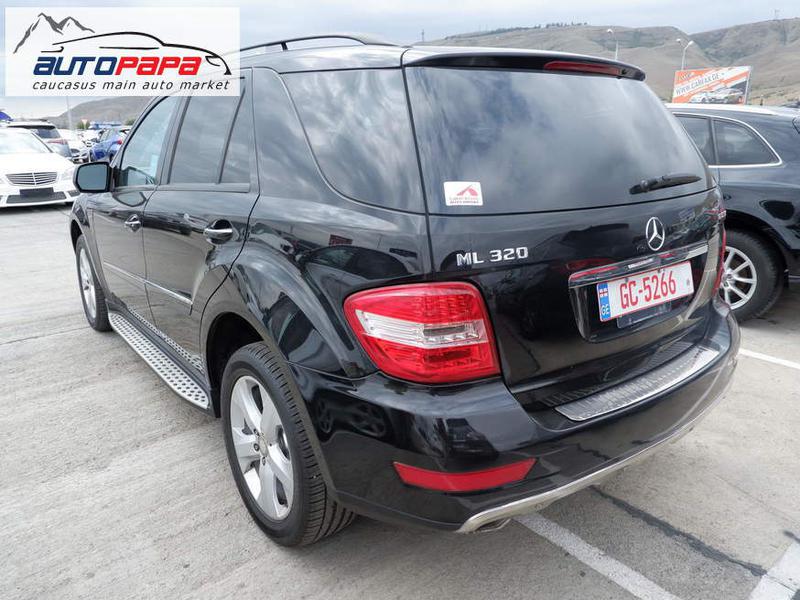 Mercedes-Benz GL • 2009 • 165,000 km 8