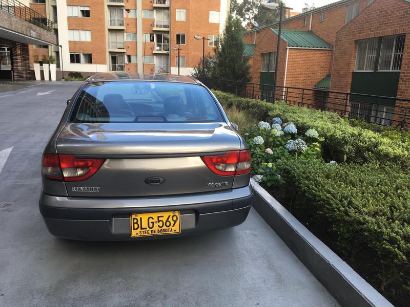 Renault Mégane • 2001 • 150,000 km 2