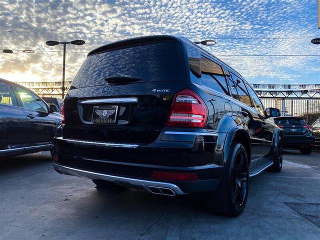 Mercedes-Benz GL • 2018 • 90,000 km 4