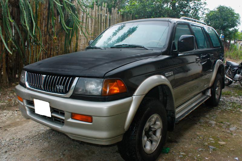 Mitsubishi Pajero Sport • 1999 • 205,000 km 2