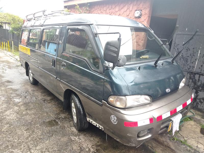 Hyundai H1 • 2003 • 99,999 km 3
