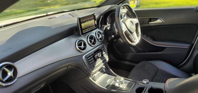 Mercedes-Benz GLA • 2013 • 142,694 km 9