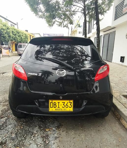 Mazda 2 • 2009 • 117,000 km 4